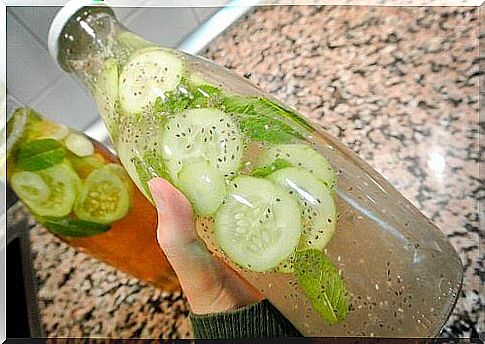 6 reasons to drink cucumber water every day