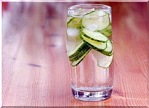 cucumber water