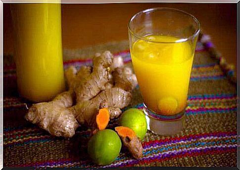 Making Turmeric Juice