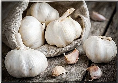 Cancer-fighting fruits and vegetables: garlic