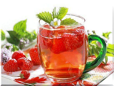 A fruit infusion with raspberries and mint