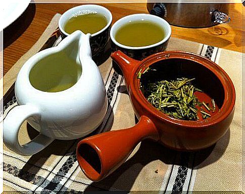 cups of green tea