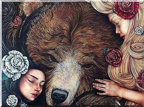 sisters and a bear