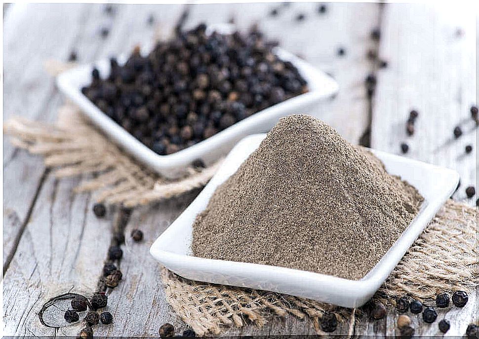 Stimulate hair growth with black pepper