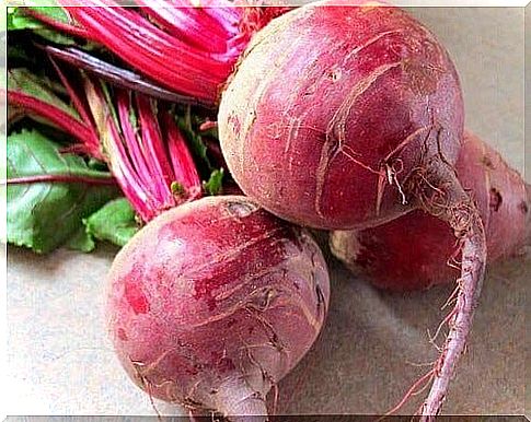 What is the nutritional value of red beets